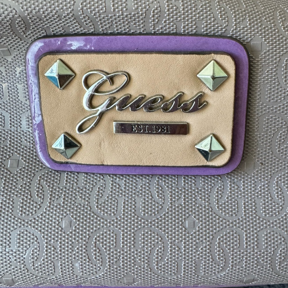 Guess Handbag - Picture 5 of 6